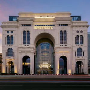 5* Hotel The Galleria Jeddah, Curio Collection By Hilton