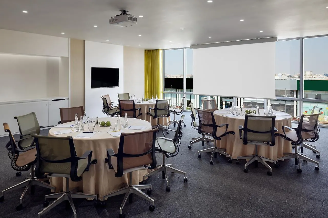 Novotel Jeddah Tahlia 4*,
